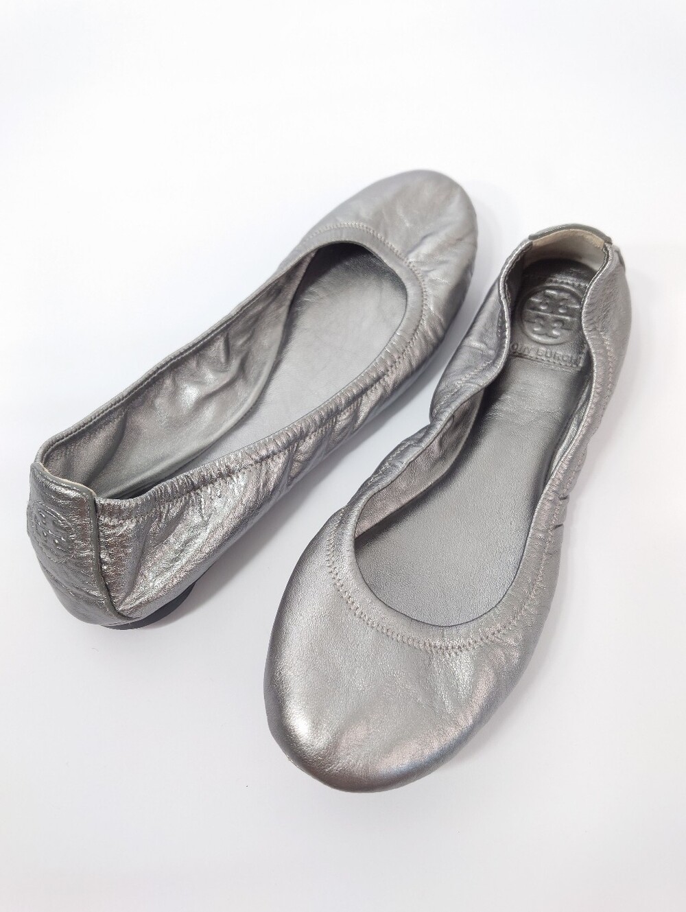 Tory Burch Silver Metallic Leather Ballet Flats Size 8.5M